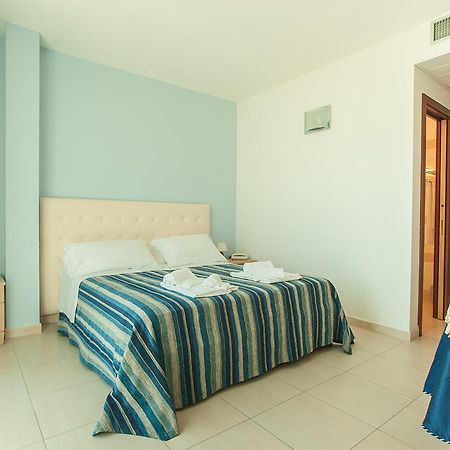 Hotel Riviera Сільві-Марина Екстер'єр фото